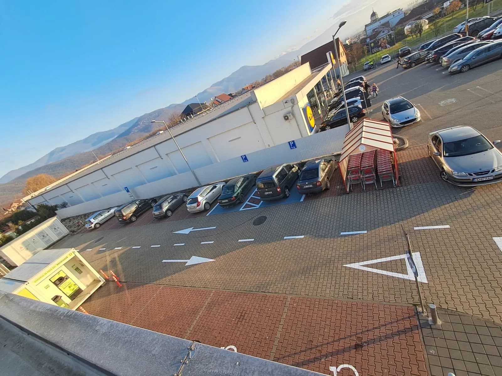 Reamenajare parcare supermarket - 5 